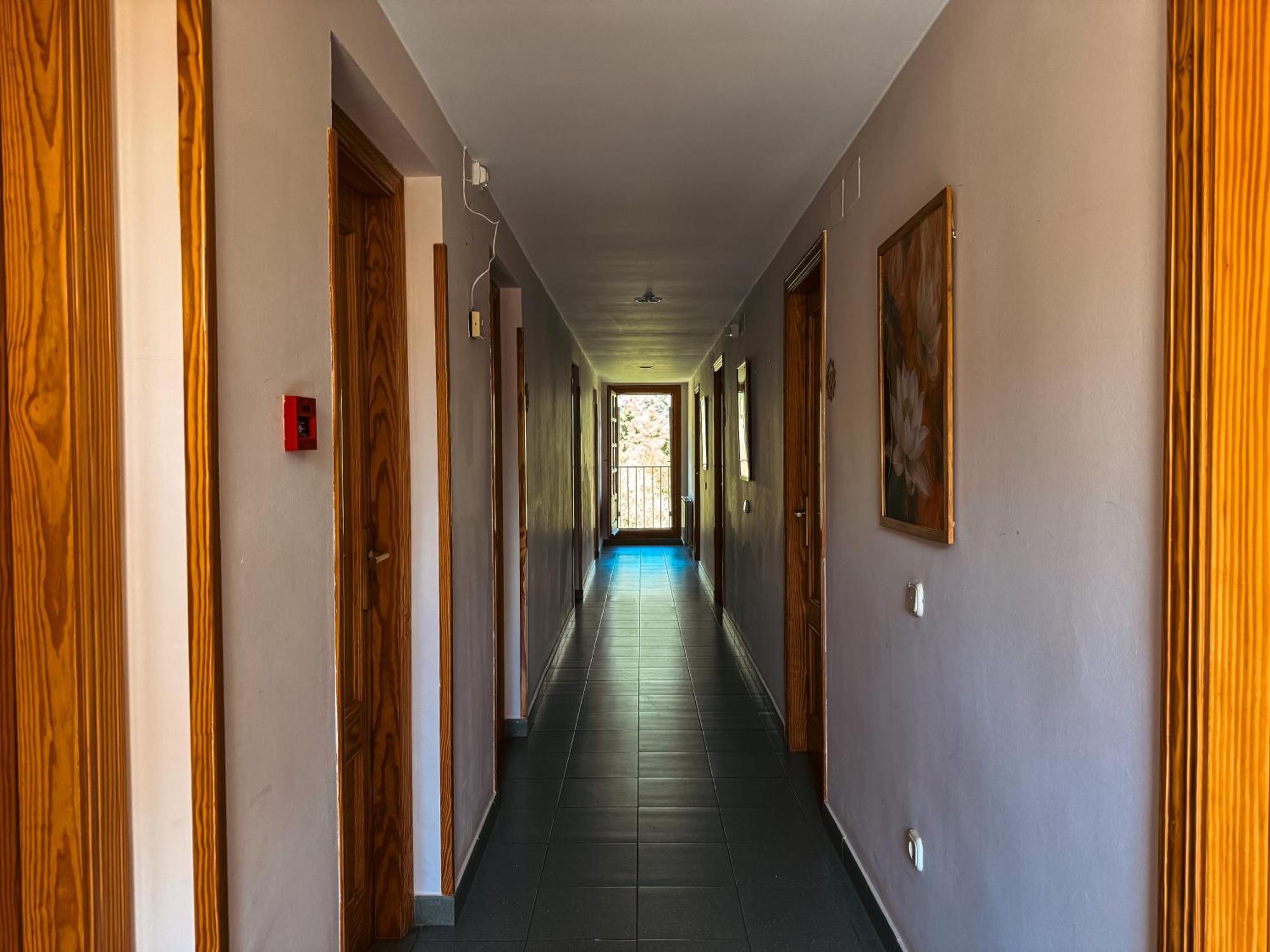 De Montana Uson Hotel *